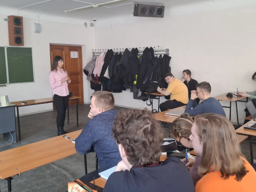 В ХИИК прошла профилактическая встреча со студентами СПО о здоровом образе жизни В ХИИК прошла профилактическая встреча со студентами СПО о здоровом образе жизни